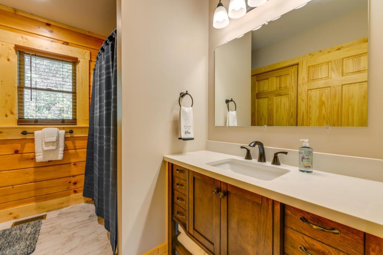 Holiday home 4 Mi To Cataloochee Area!